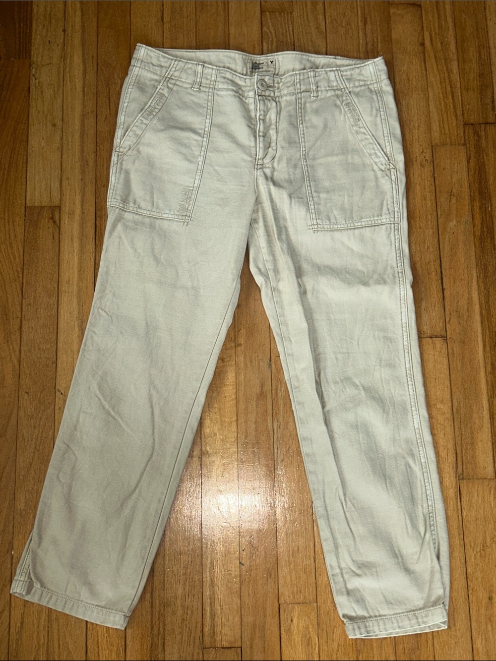American Eagle Outfitters Women’s Cream Utility Chinos